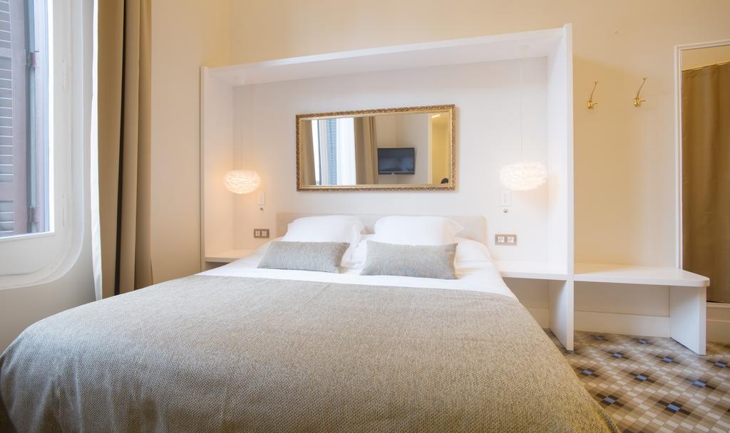 Anakena House Bed & Breakfast Barcelona Exterior photo