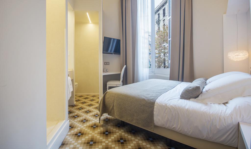 Anakena House Bed & Breakfast Barcelona Exterior photo